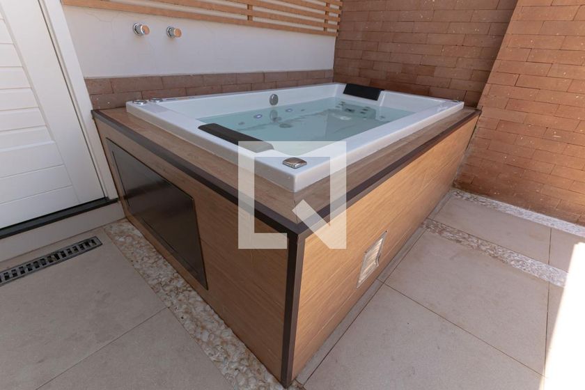 Casa à Venda - Mansões Santo Antônio, 3 Quartos,  154 m2 em , Campinas - sp | SoloBR