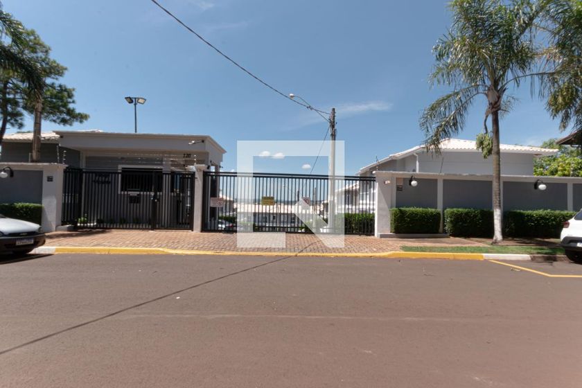 Casa à Venda - Mansões Santo Antônio, 3 Quartos,  154 m2 em , Campinas - sp | SoloBR