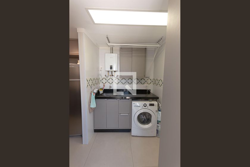 Casa à Venda - Mansões Santo Antônio, 3 Quartos,  154 m2 em , Campinas - sp | SoloBR