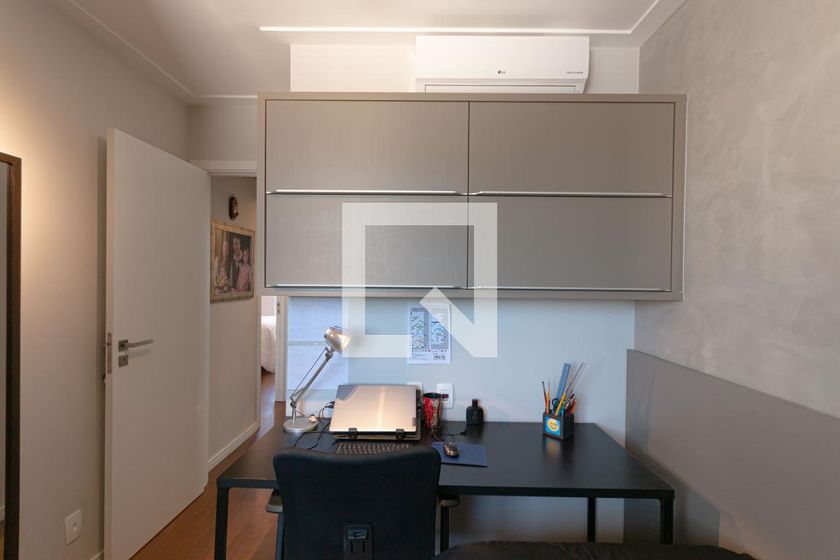 Casa à Venda - Mansões Santo Antônio, 3 Quartos,  154 m2 em , Campinas - sp | SoloBR