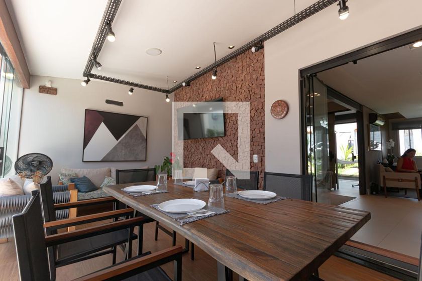Casa à Venda - Mansões Santo Antônio, 3 Quartos,  154 m2 em , Campinas - sp | SoloBR