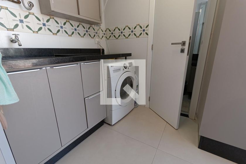 Casa à Venda - Mansões Santo Antônio, 3 Quartos,  154 m2 em , Campinas - sp | SoloBR