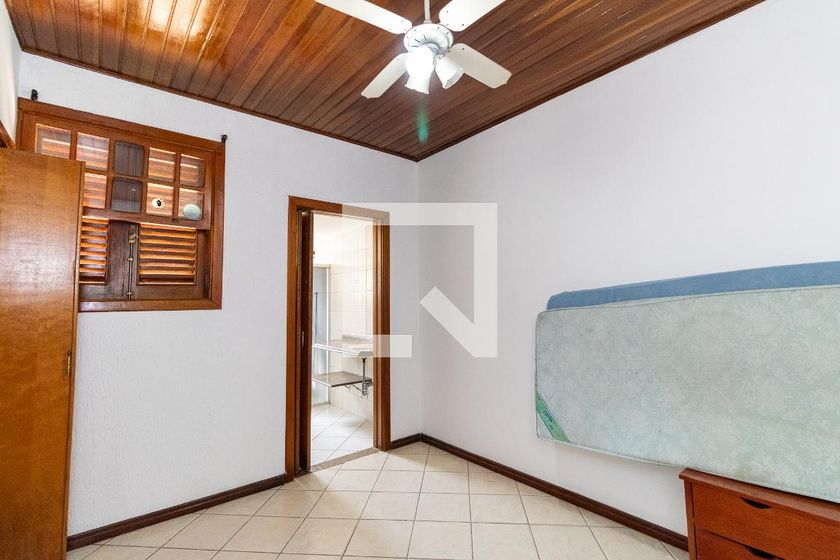 Casa, 3 quartos, 200 m² - Foto 23
