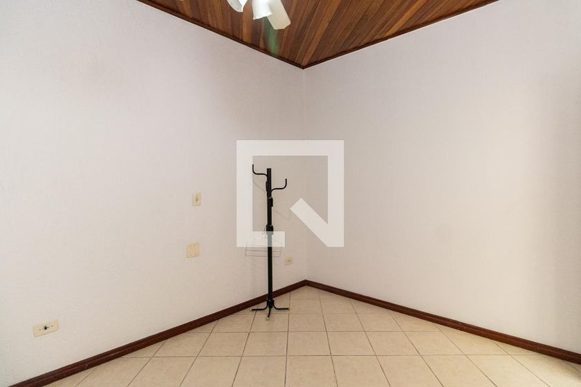 Casa, 3 quartos, 200 m² - Foto 15