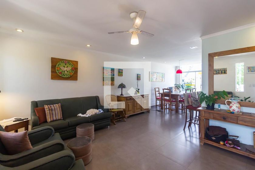 Casa, 4 quartos, 257 m² - Foto 1