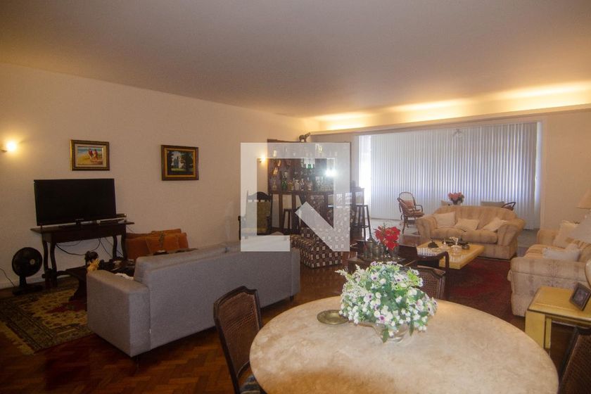 Apartamento, 3 quartos, 272 m² - Foto 1