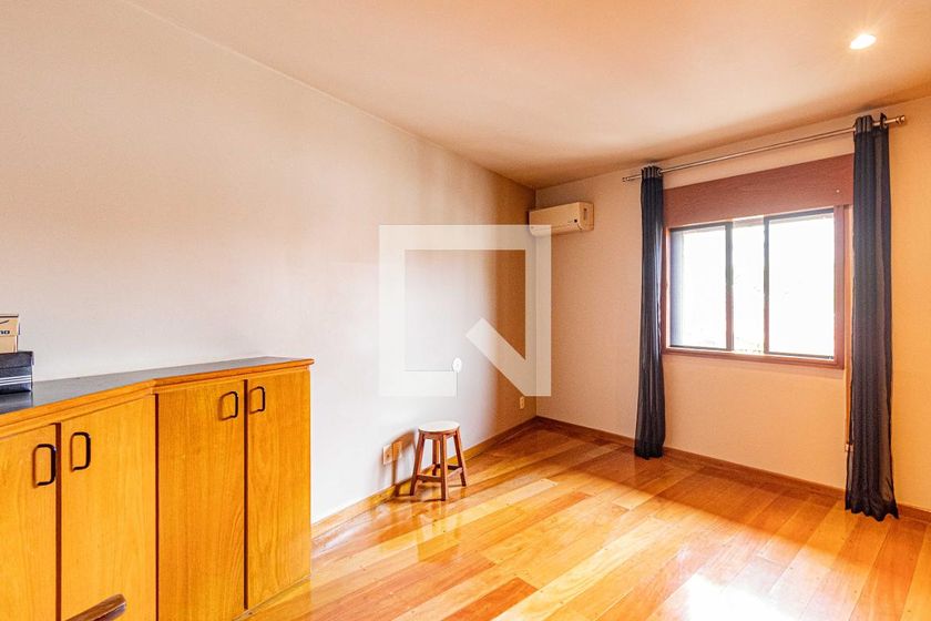 Casa, 3 quartos, 215 m² - Foto 12