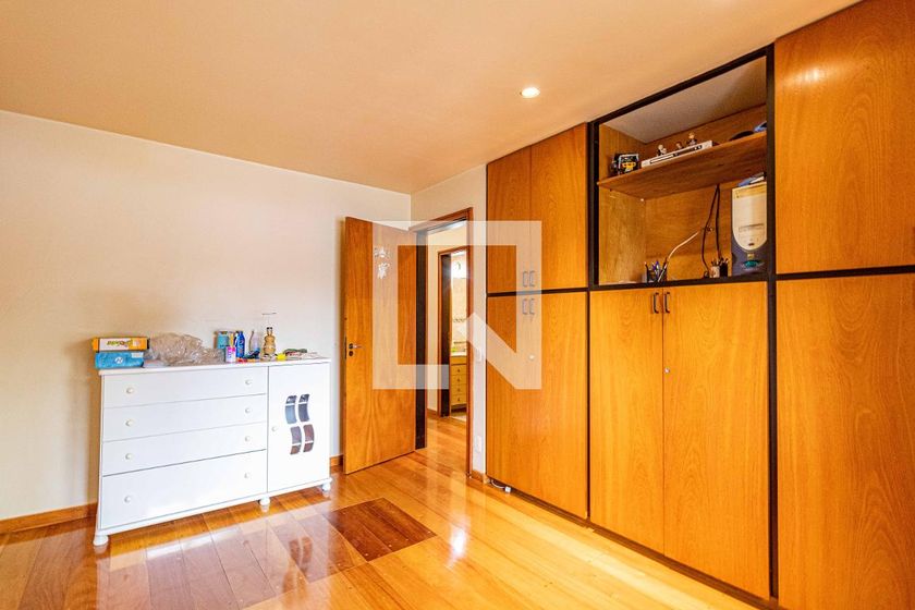 Casa, 3 quartos, 215 m² - Foto 20