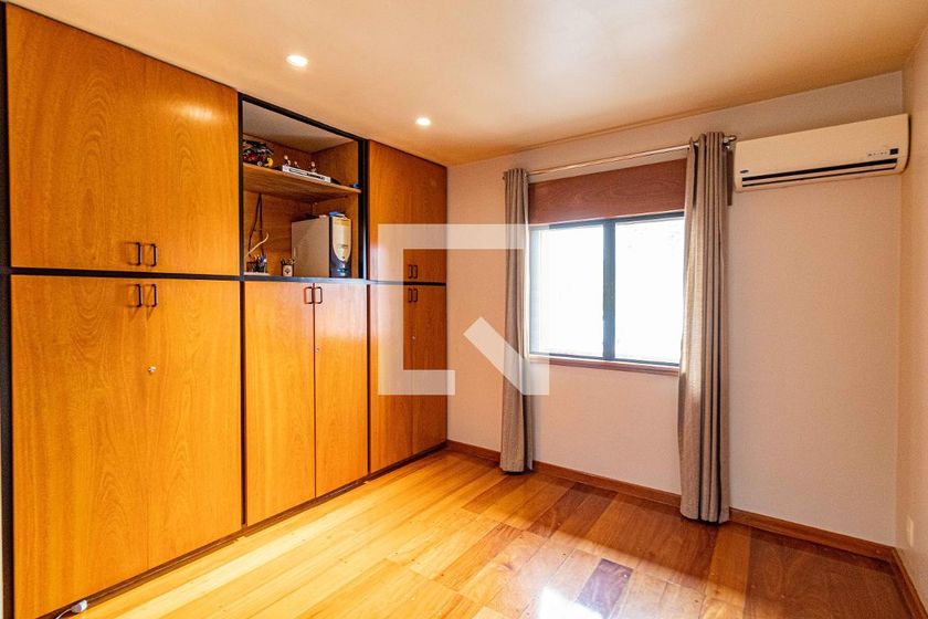 Casa, 3 quartos, 215 m² - Foto 19