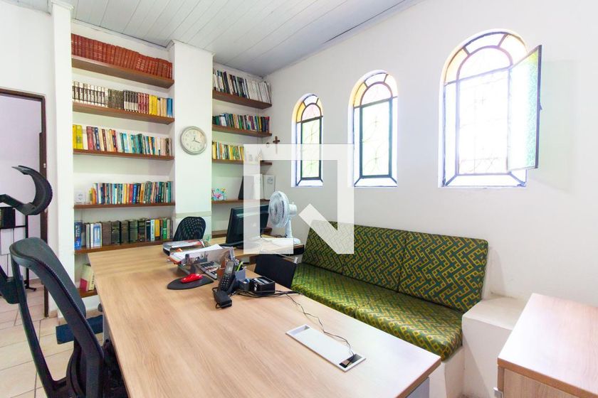 Casa, 4 quartos, 240 m² - Foto 14