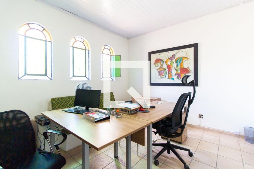 Casa, 4 quartos, 240 m² - Foto 13