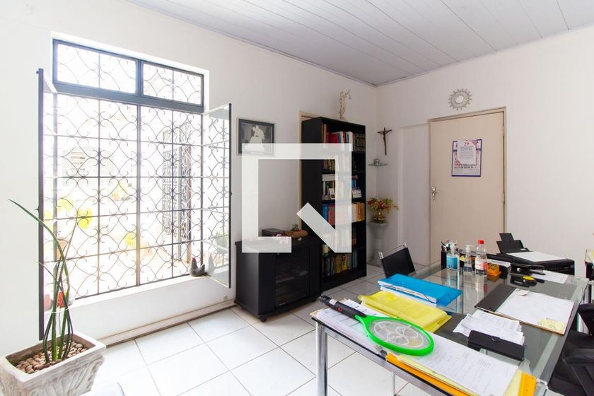 Casa, 4 quartos, 240 m² - Foto 4