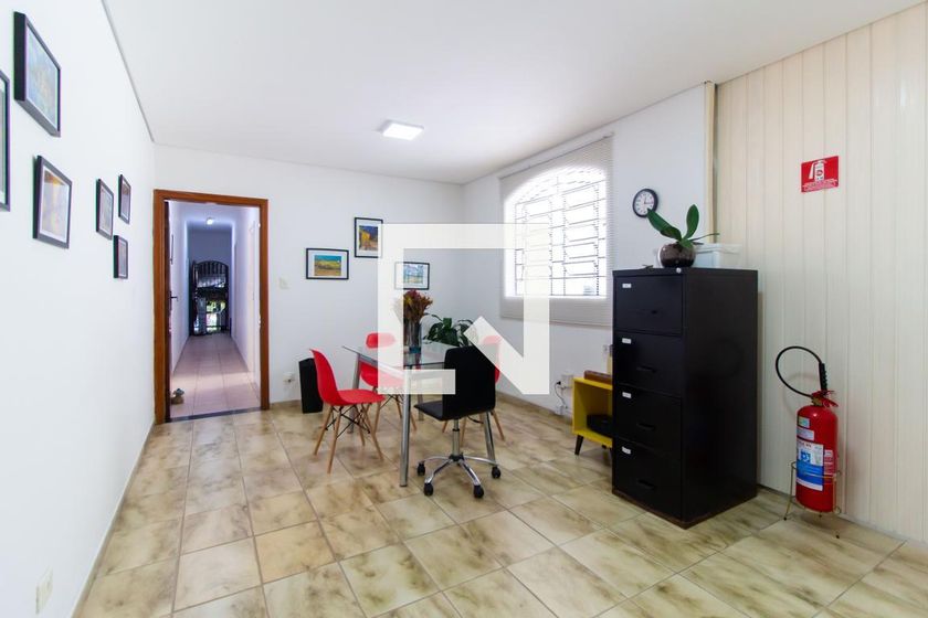 Casa, 4 quartos, 240 m² - Foto 9