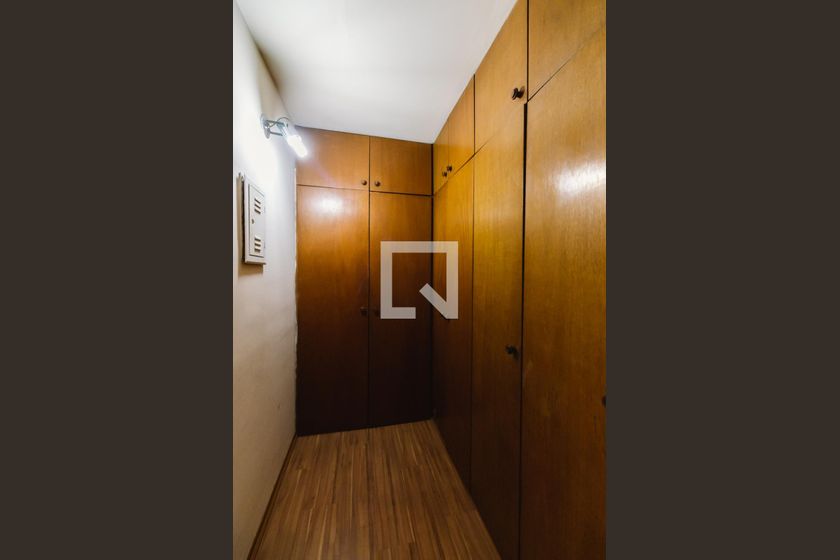 Casa, 4 quartos, 300 m² - Foto 31