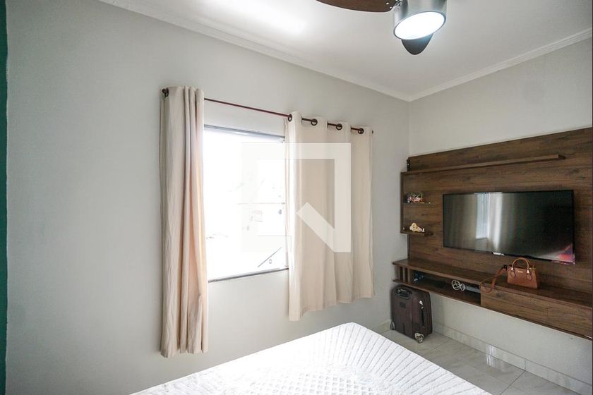 Casa, 3 quartos, 200 m² - Foto 13