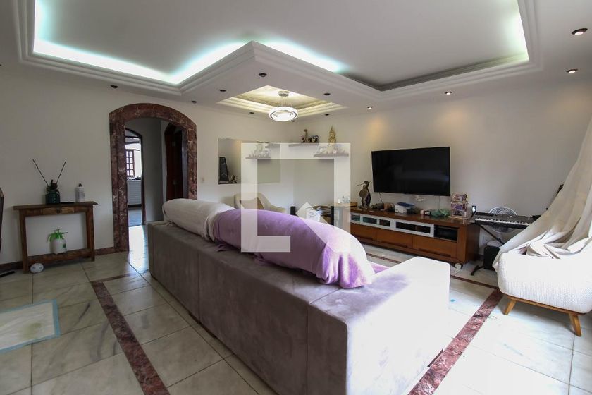 Casa, 3 quartos, 200 m² - Foto 1