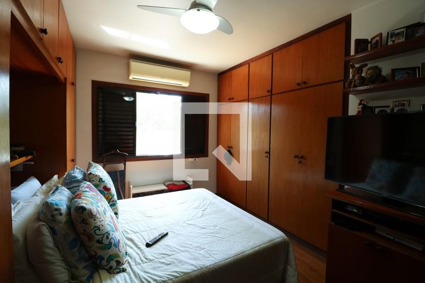 Casa, 3 quartos, 233 m² - Foto 79
