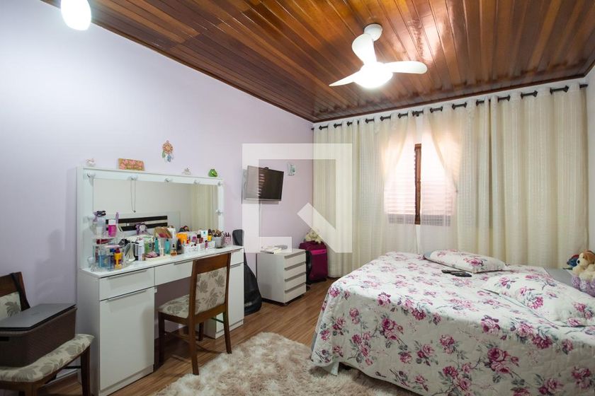 Casa, 3 quartos, 246 m² - Foto 27