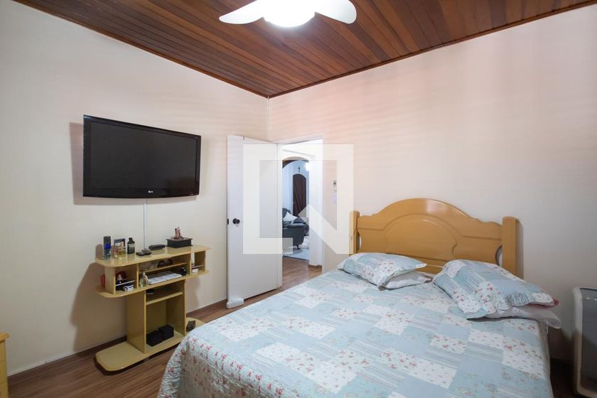 Casa, 3 quartos, 246 m² - Foto 19