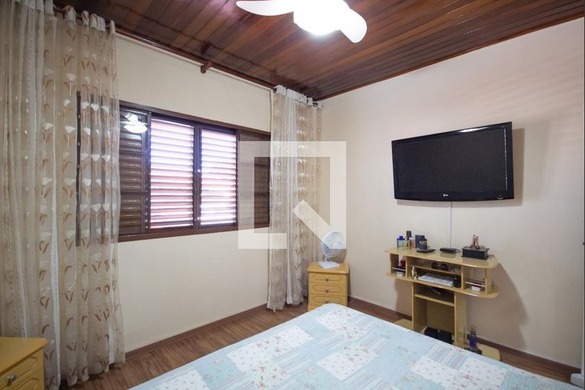 Casa, 3 quartos, 246 m² - Foto 21