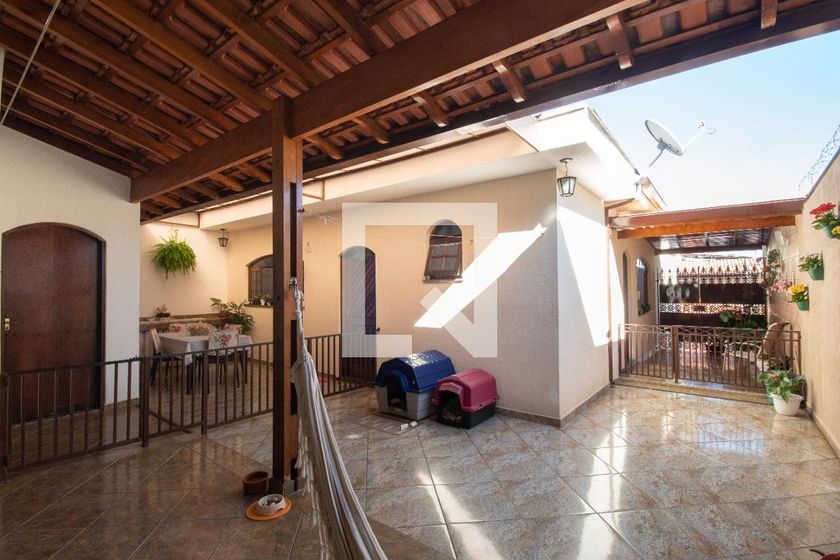 Casa, 3 quartos, 246 m² - Foto 81