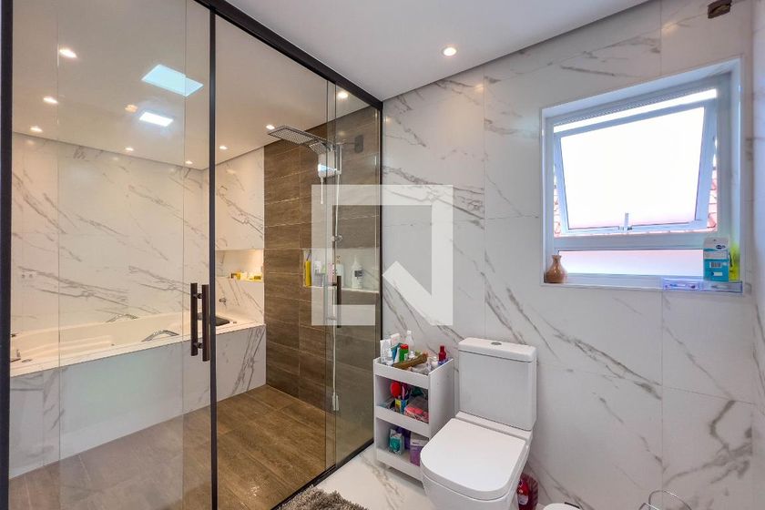 Casa, 4 quartos, 240 m² - Foto 45