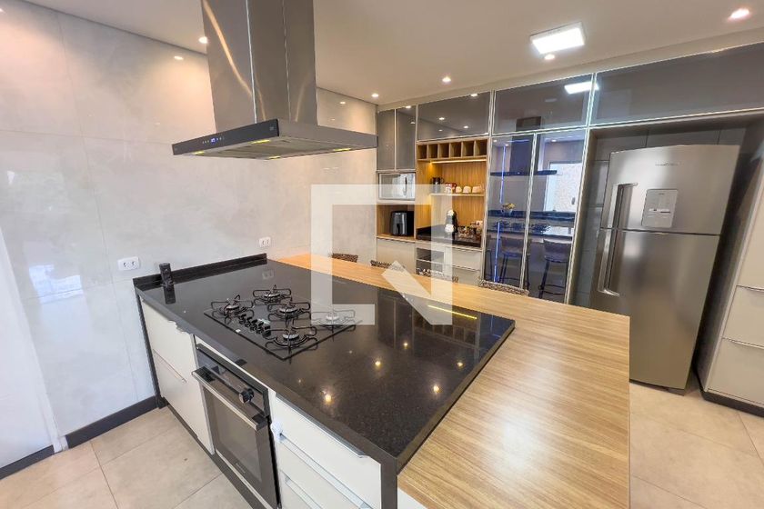 Casa, 4 quartos, 240 m² - Foto 83