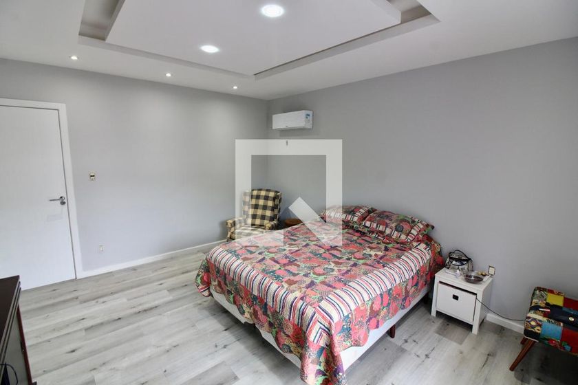 Casa, 5 quartos, 260 m² - Foto 25