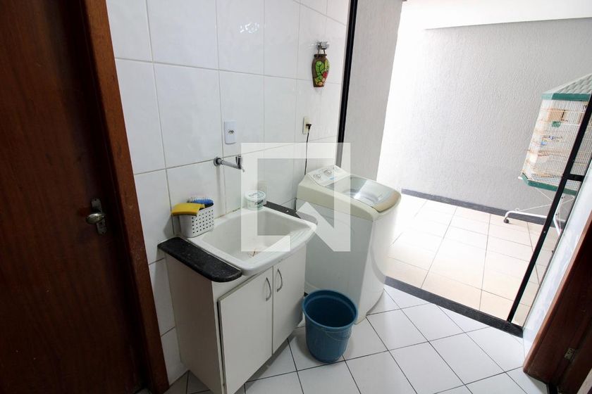Casa, 5 quartos, 260 m² - Foto 46