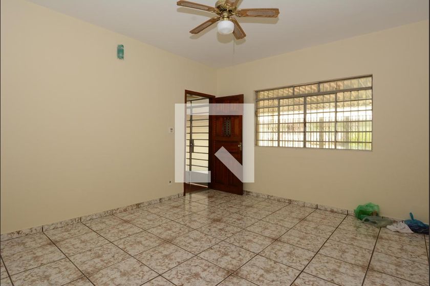 Casa à Venda - Jardim do Lago, 3 Quartos,  130 m2 em , Campinas - sp | SoloBR