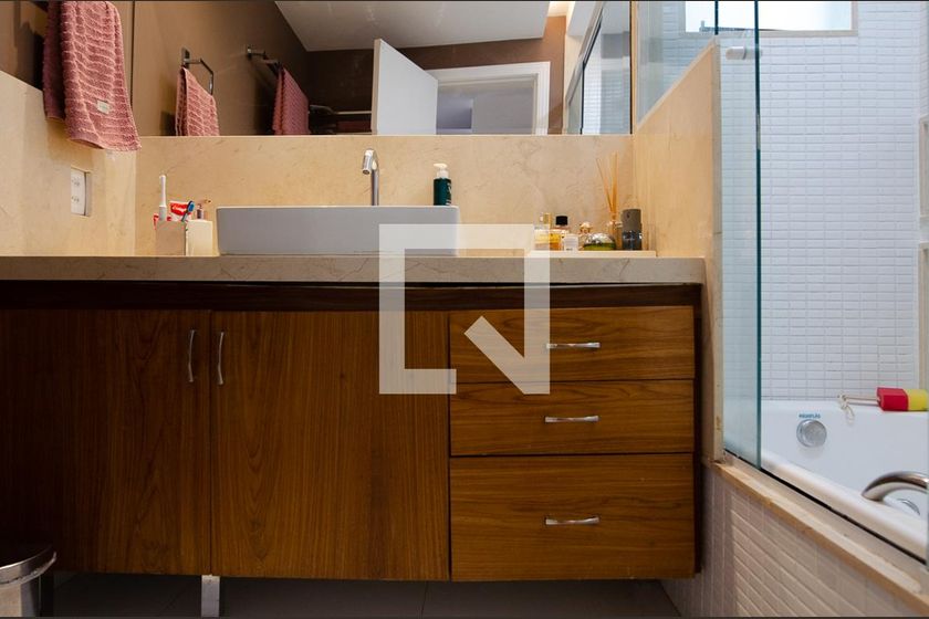 Casa, 4 quartos, 293 m² - Foto 53