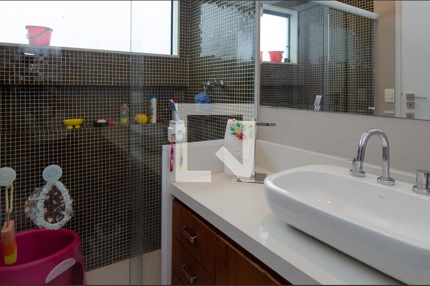 Casa, 4 quartos, 293 m² - Foto 99