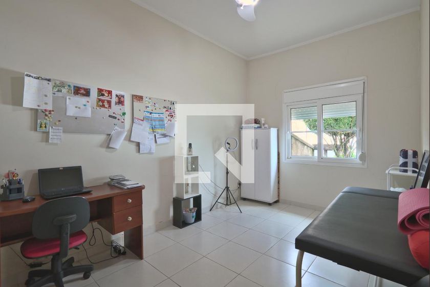 Casa à Venda - Taquaral, 4 Quartos,  220 m2 em , Campinas - sp | SoloBR