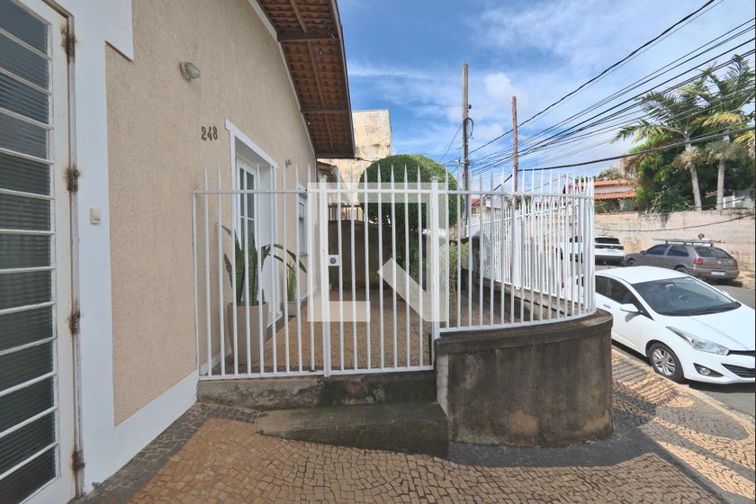 Casa à Venda - Taquaral, 4 Quartos,  220 m2 em , Campinas - sp | SoloBR