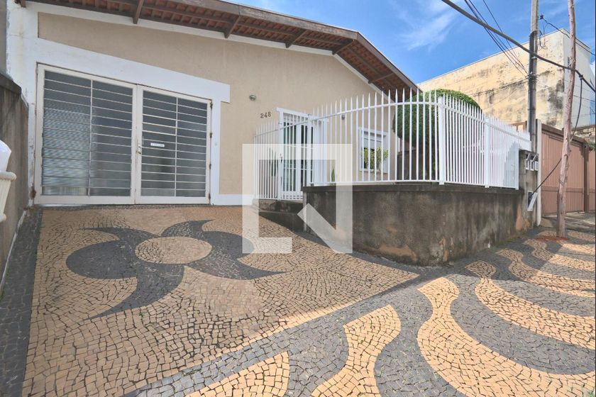 Casa à Venda - Taquaral, 4 Quartos,  220 m2 em , Campinas - sp | SoloBR