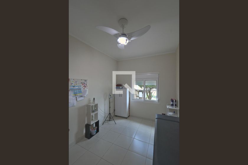 Casa à Venda - Taquaral, 4 Quartos,  220 m2 em , Campinas - sp | SoloBR