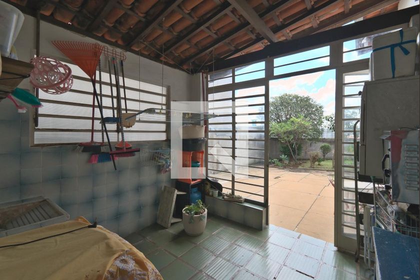 Casa à Venda - Taquaral, 4 Quartos,  220 m2 em , Campinas - sp | SoloBR