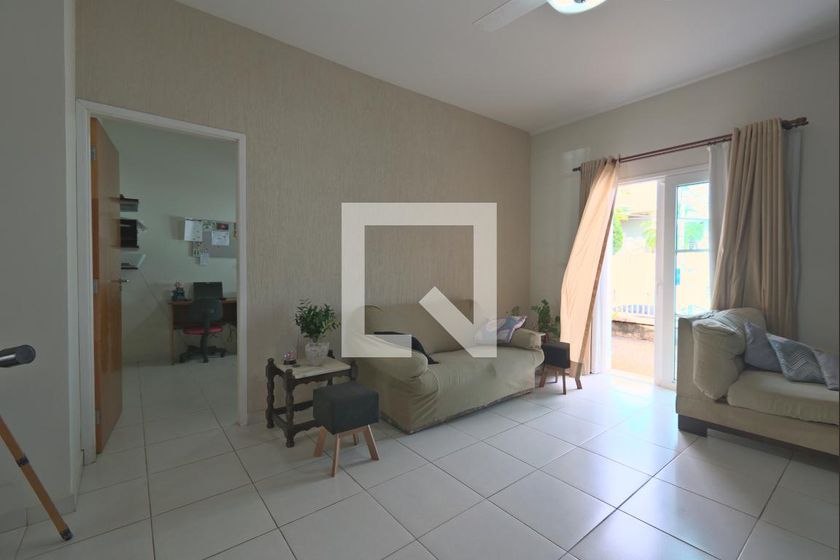 Casa à Venda - Taquaral, 4 Quartos,  220 m2 em , Campinas - sp | SoloBR