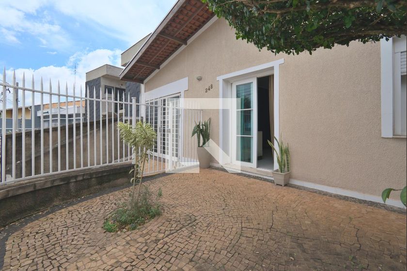 Casa à Venda - Taquaral, 4 Quartos,  220 m2 em , Campinas - sp | SoloBR