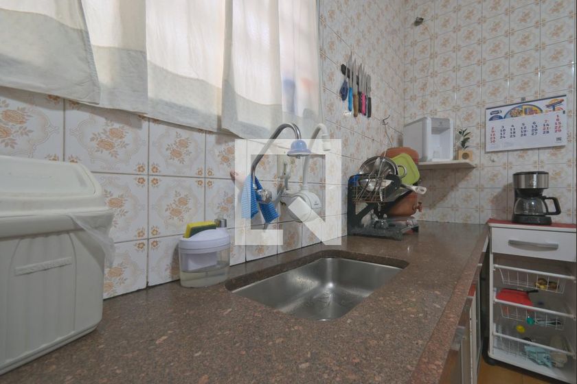 Casa à Venda - Taquaral, 4 Quartos,  220 m2 em , Campinas - sp | SoloBR