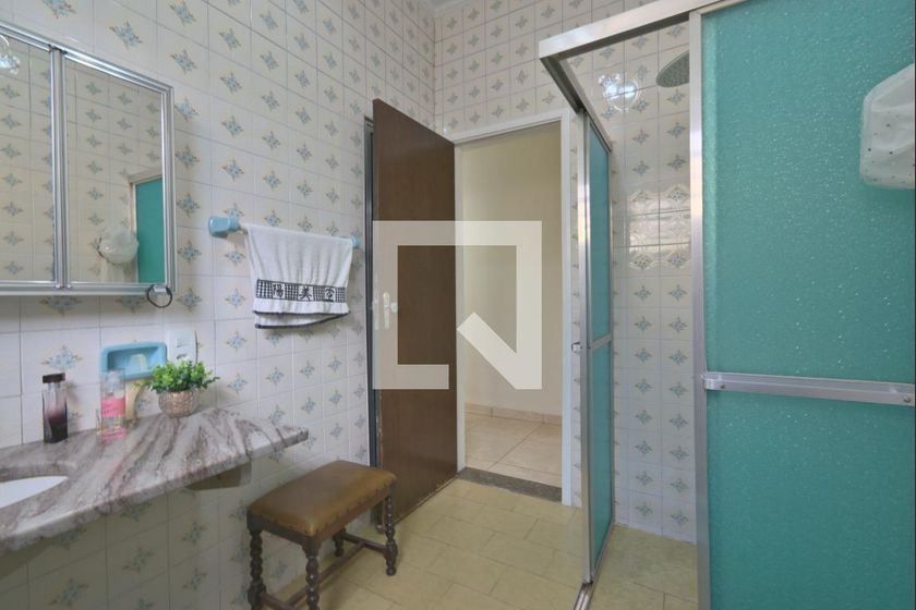 Casa à Venda - Taquaral, 4 Quartos,  220 m2 em , Campinas - sp | SoloBR