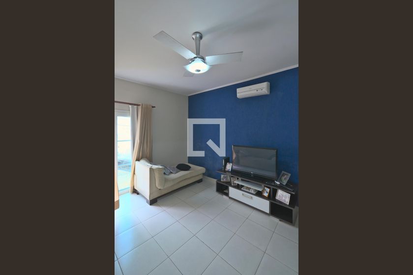 Casa à Venda - Taquaral, 4 Quartos,  220 m2 em , Campinas - sp | SoloBR