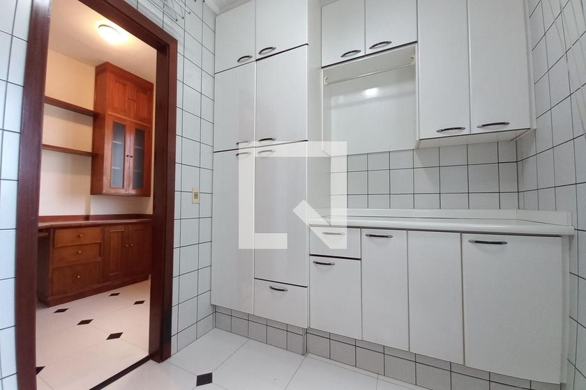 Apartamento à Venda - Cambuí, 4 Quartos,  165 m2 em , Campinas - sp | SoloBR