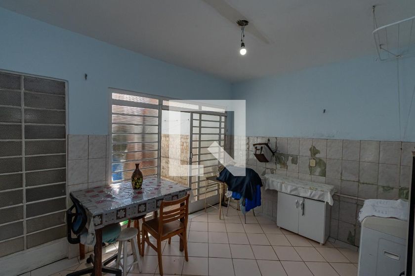 Casa à Venda - Lot. Alphaville Campinas, 3 Quartos,  160 m2 em , Campinas - sp | SoloBR
