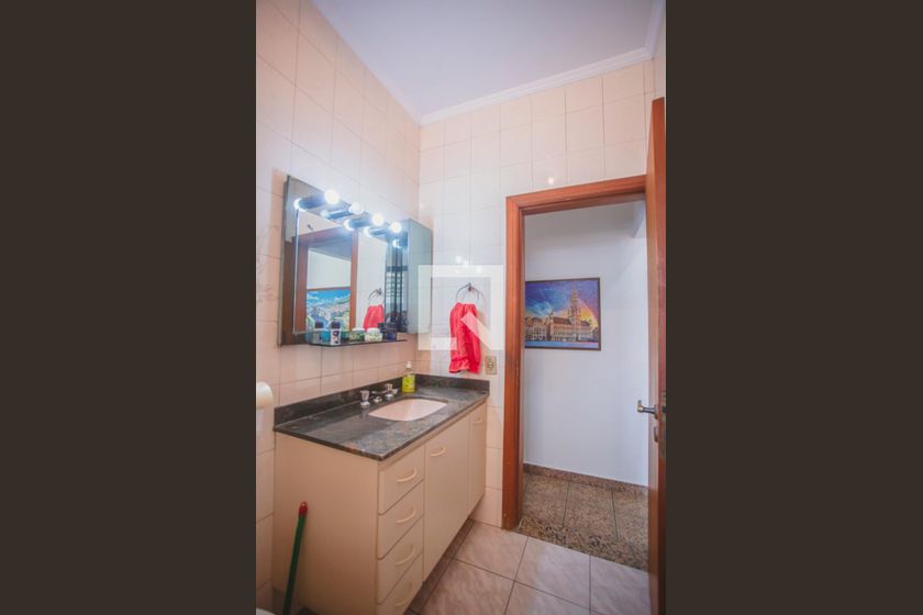 Casa, 3 quartos, 264 m² - Foto 81