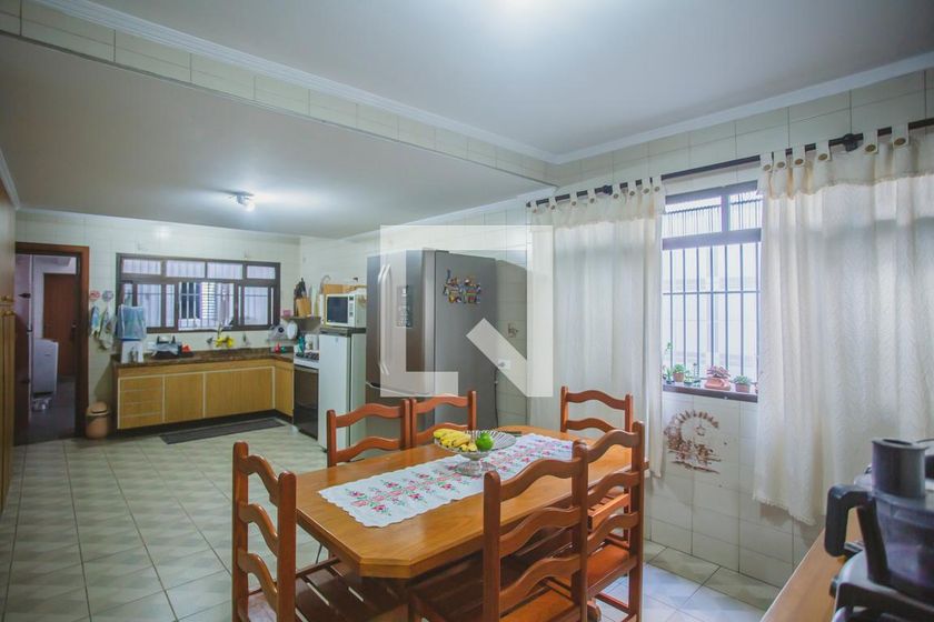 Casa, 3 quartos, 264 m² - Foto 95