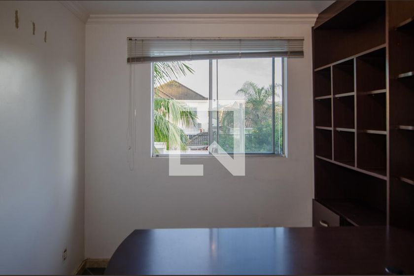 Casa, 4 quartos, 300 m² - Foto 79