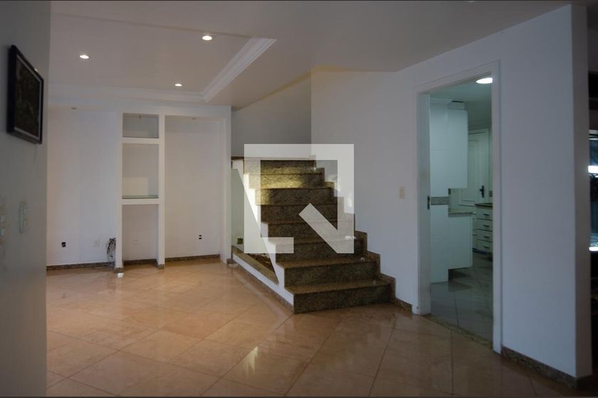 Casa, 4 quartos, 300 m² - Foto 1