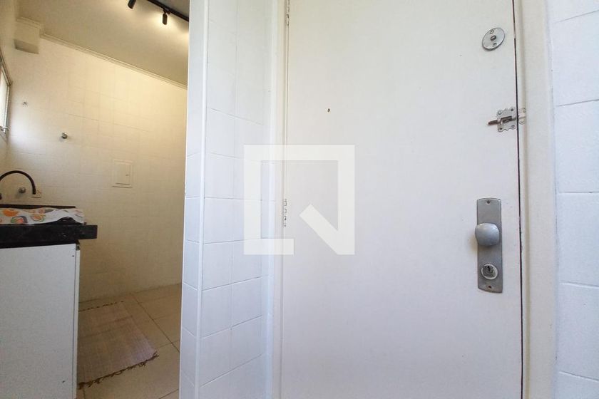 Apartamento à Venda - Cambuí, 1 Quarto,  69 m2 em , Campinas - sp | SoloBR