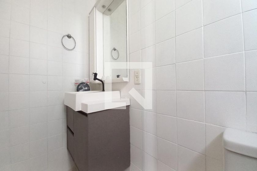Apartamento à Venda - Cambuí, 1 Quarto,  69 m2 em , Campinas - sp | SoloBR